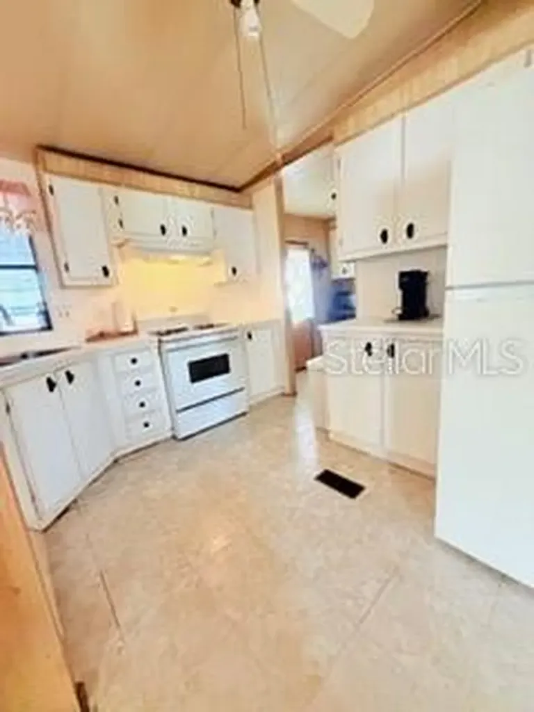 8156 N Princess Avenue Dunnellon FL 34433