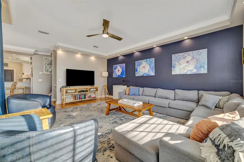 303 58th Street Holmes Beach FL 34217