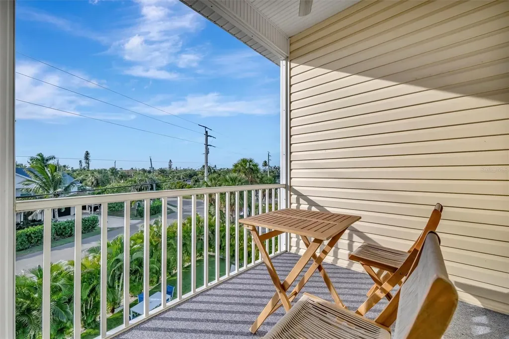 303 58th Street Holmes Beach FL 34217