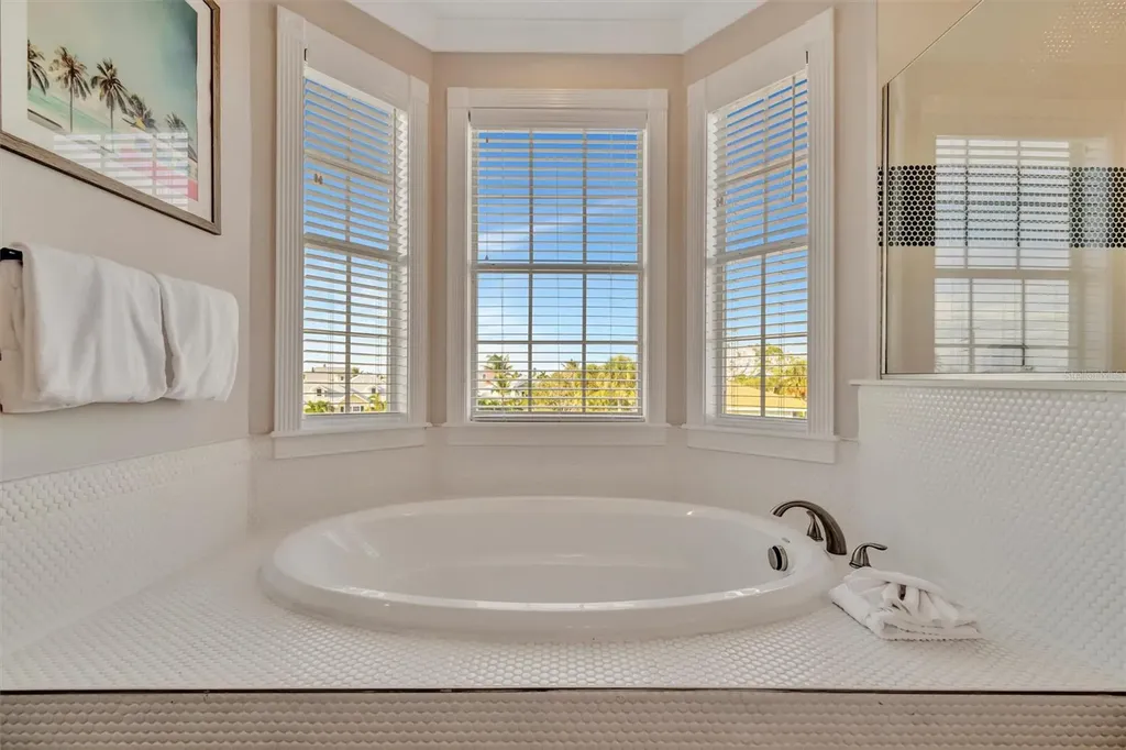303 58th Street Holmes Beach FL 34217