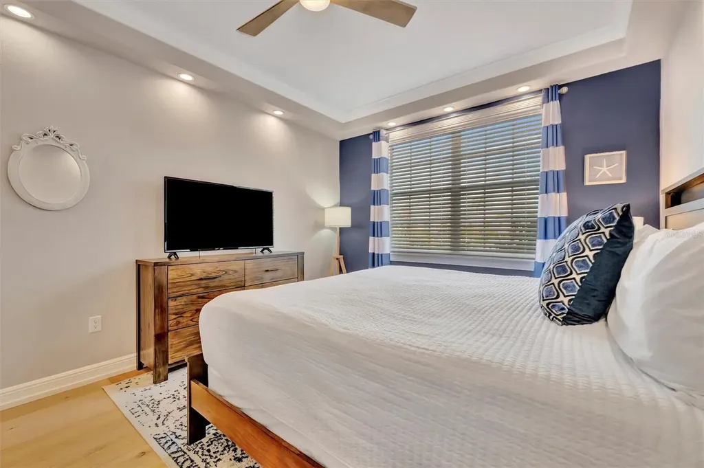 303 58th Street Holmes Beach FL 34217
