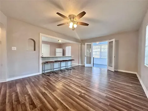 762 Paris Avenue S St Petersburg FL 33701