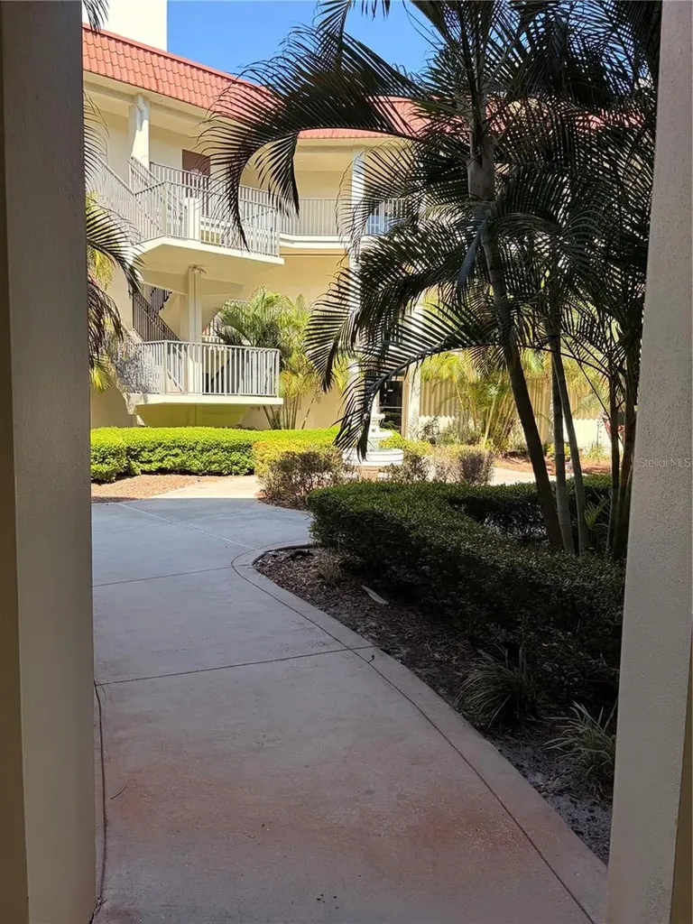 2700 Bayshore Boulevard Dunedin FL 34698