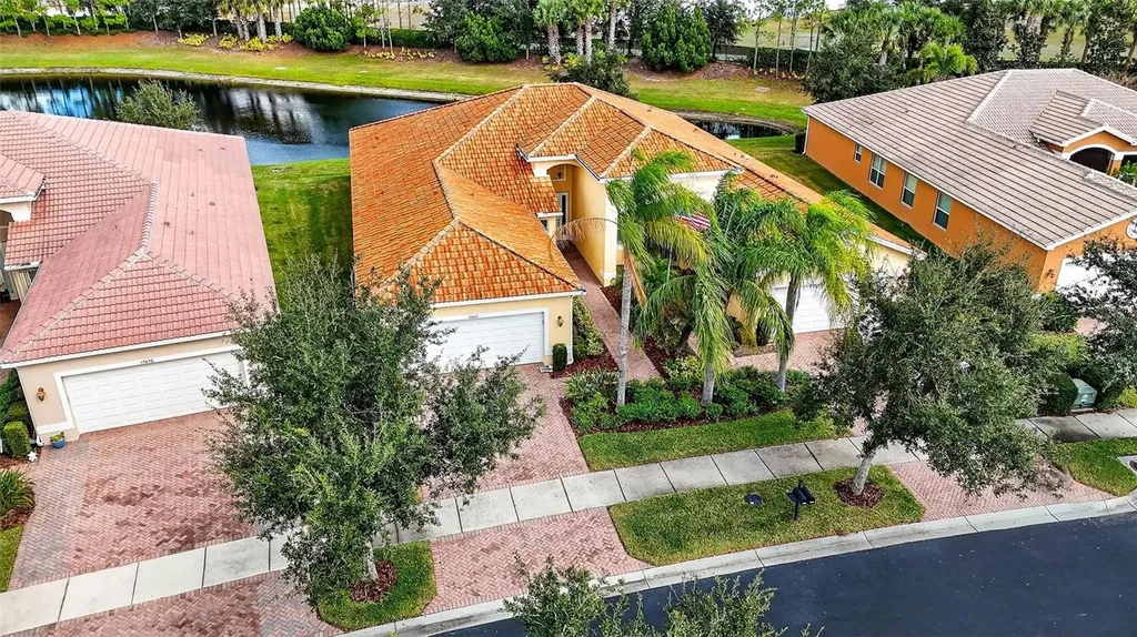 15652 Aurora Lake Circle Wimauma FL 33598