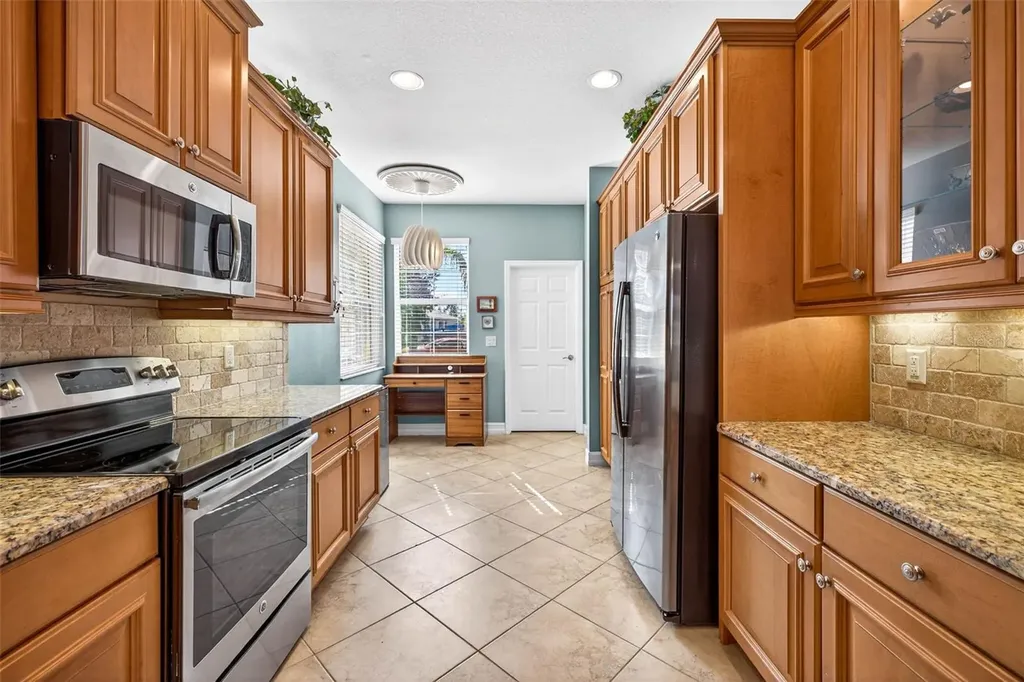 15652 Aurora Lake Circle Wimauma FL 33598