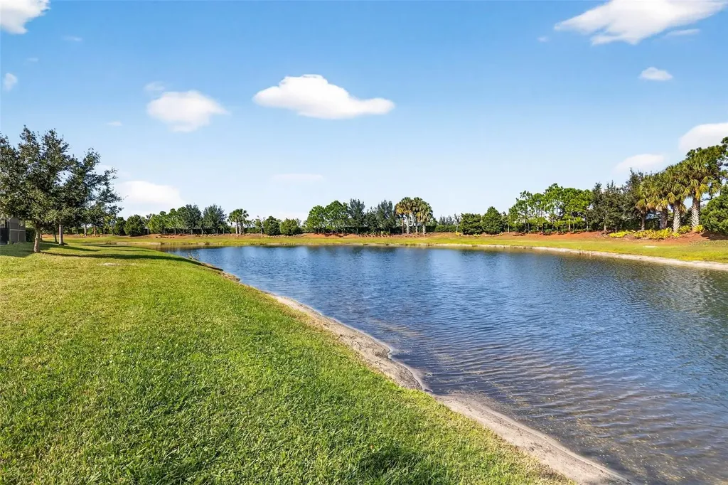 15652 Aurora Lake Circle Wimauma FL 33598