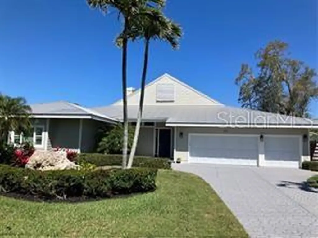 1511 N Lake Shore Drive Sarasota FL 34231