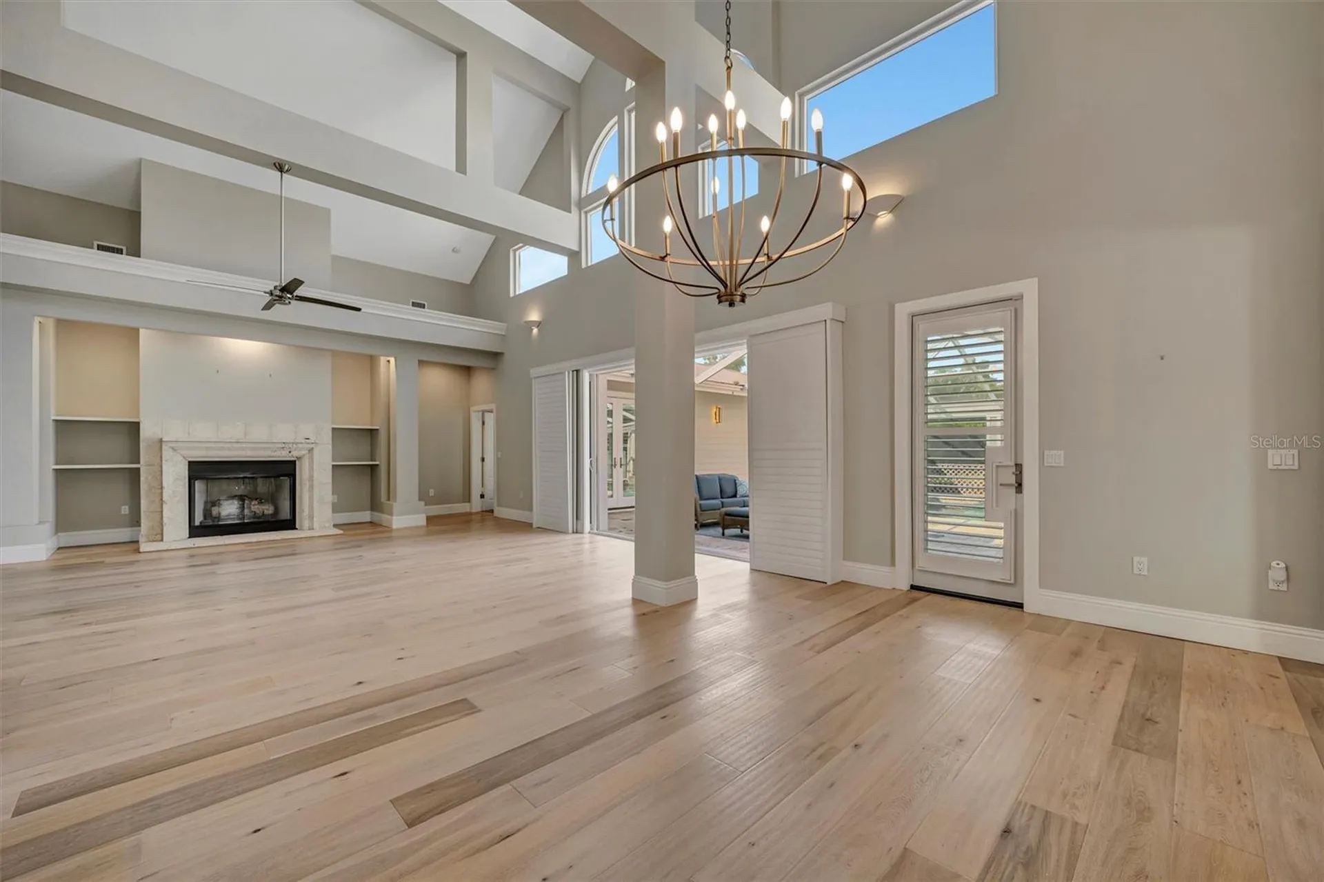 1511 N Lake Shore Drive Sarasota FL 34231