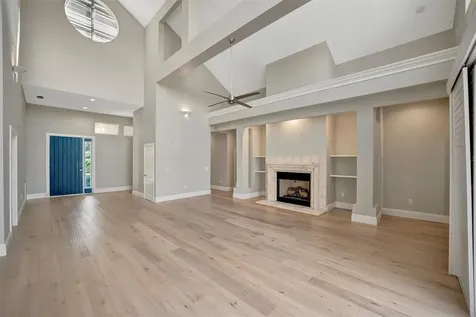 1511 N Lake Shore Drive Sarasota FL 34231