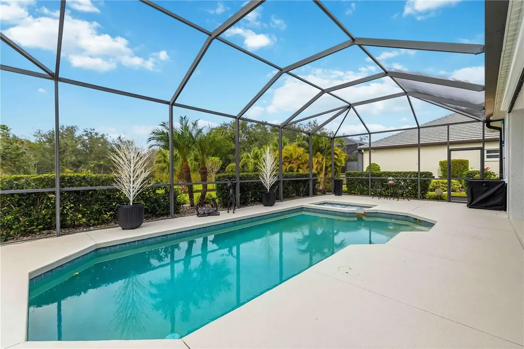 7071 Tamworth Parkway Sarasota FL 34241