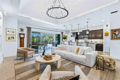 7071 Tamworth Parkway Sarasota FL 34241