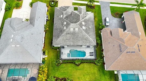 7071 Tamworth Parkway Sarasota FL 34241