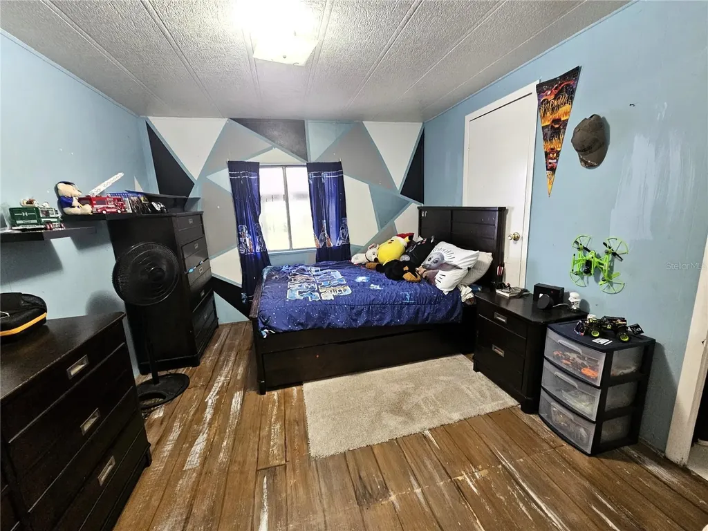 4211 Lowell Lane Zephyrhills FL 33541