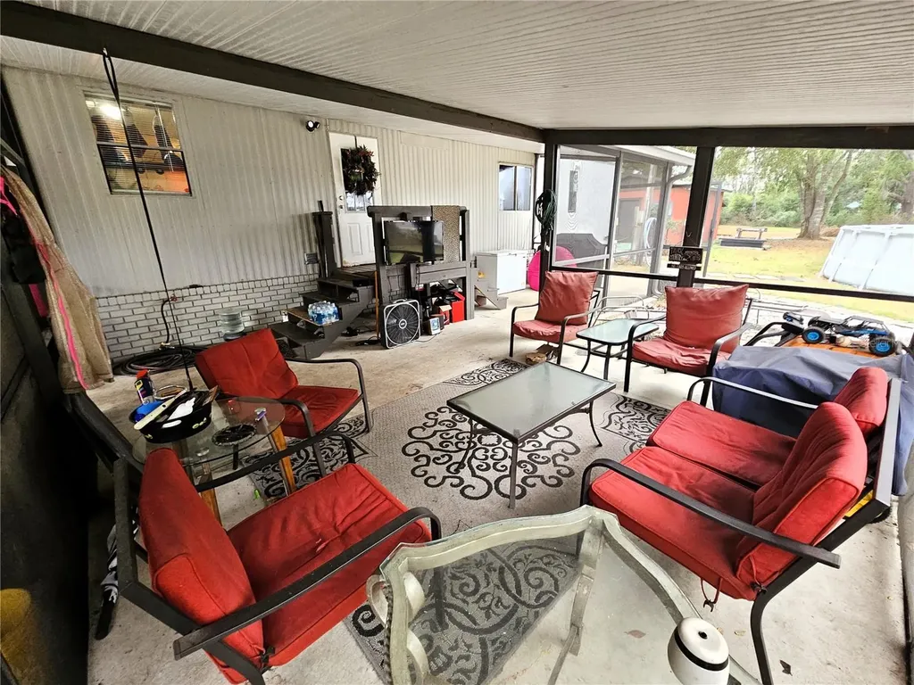 4211 Lowell Lane Zephyrhills FL 33541