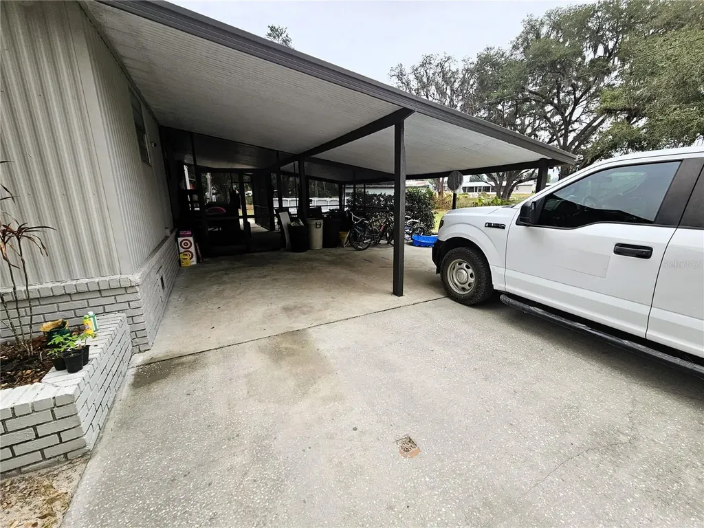 4211 Lowell Lane Zephyrhills FL 33541