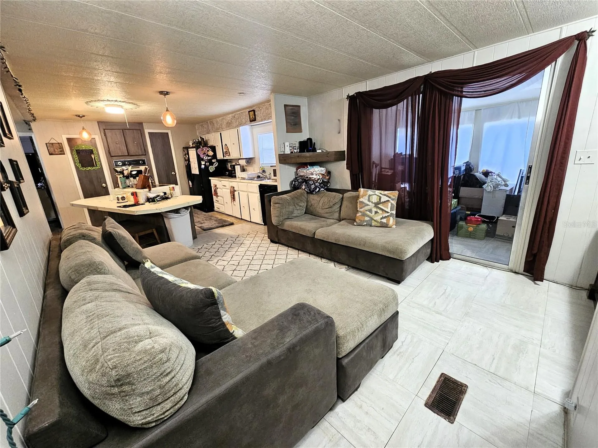 4211 Lowell Lane Zephyrhills FL 33541