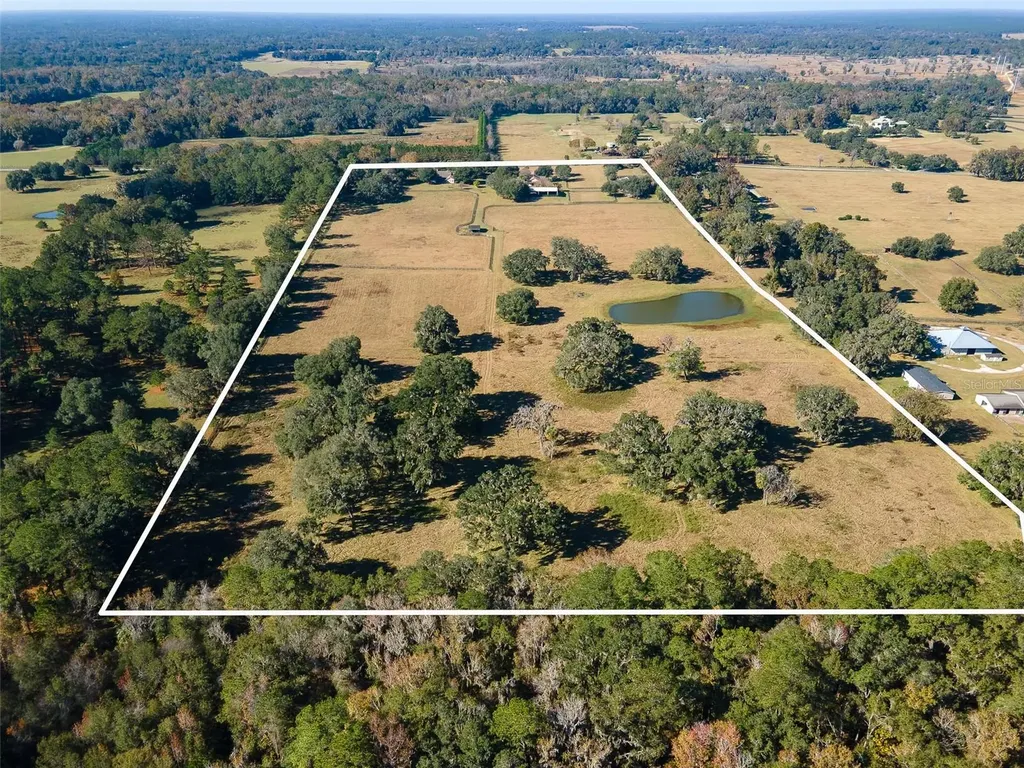 11715 NW 90th Avenue Reddick FL 32686