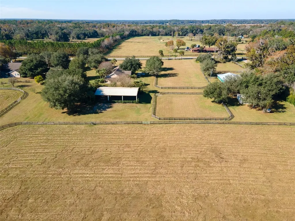 11715 NW 90th Avenue Reddick FL 32686