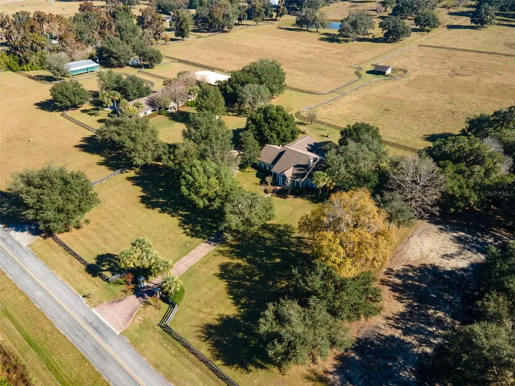 11715 NW 90th Avenue Reddick FL 32686