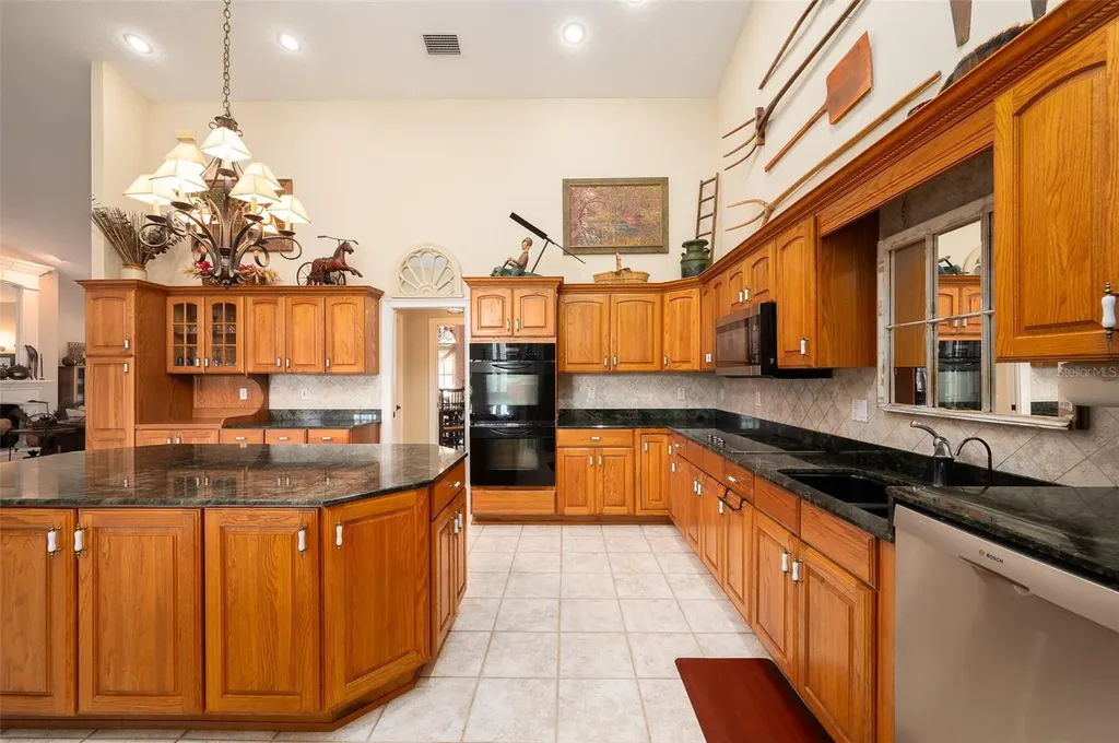 11715 NW 90th Avenue Reddick FL 32686