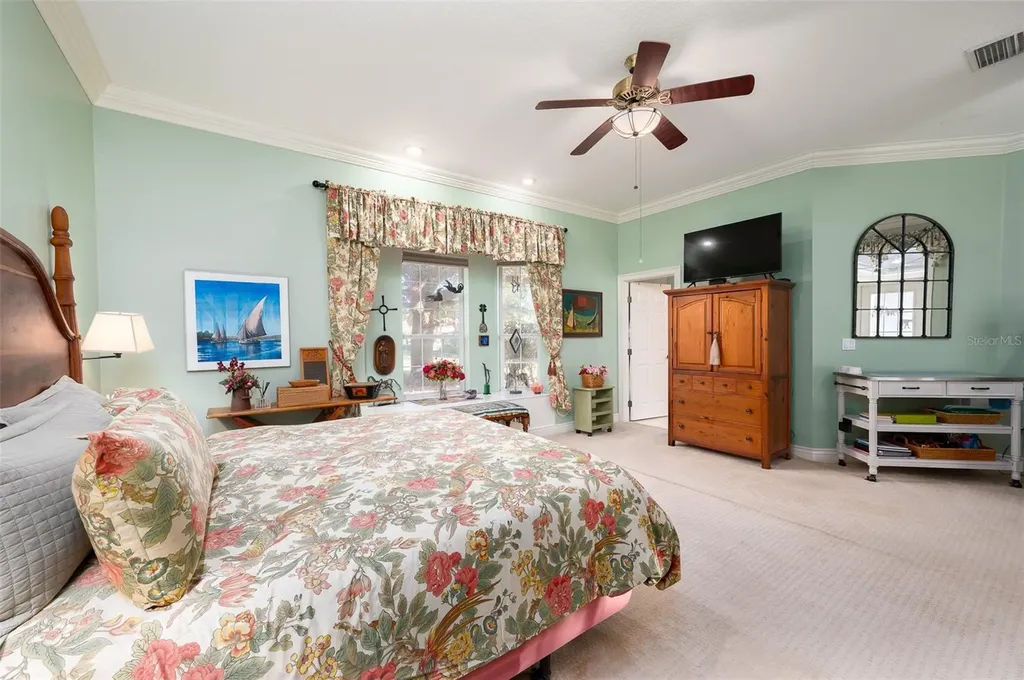 11715 NW 90th Avenue Reddick FL 32686
