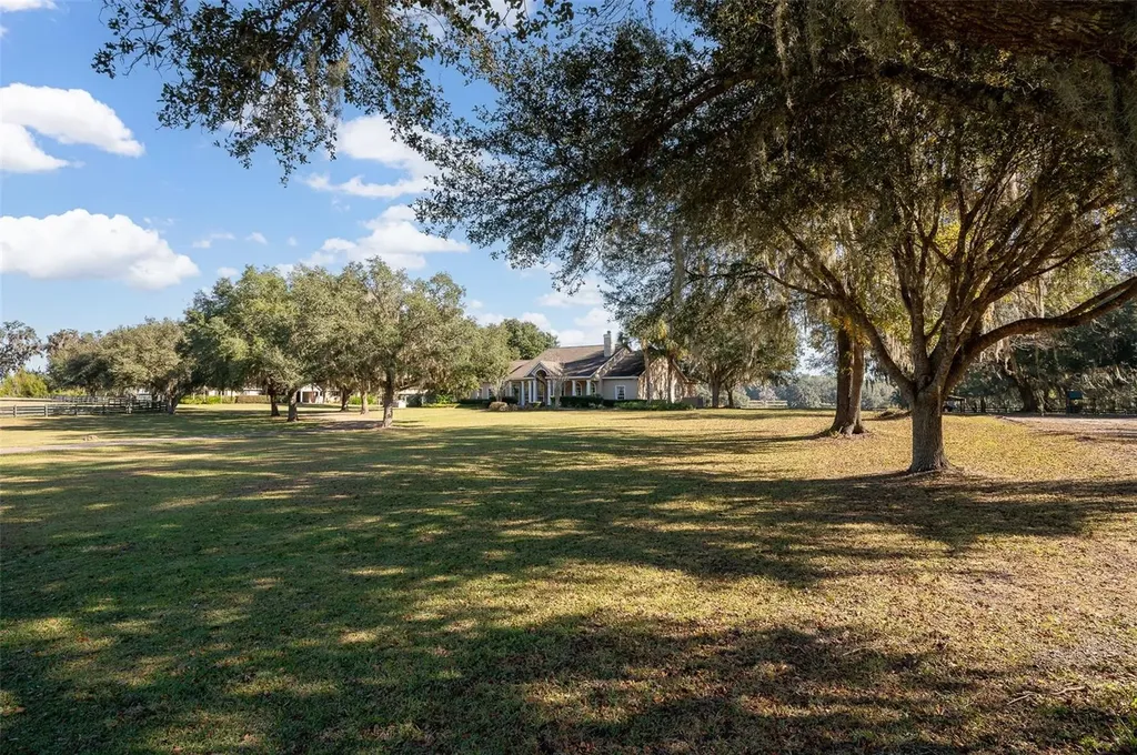 11715 NW 90th Avenue Reddick FL 32686