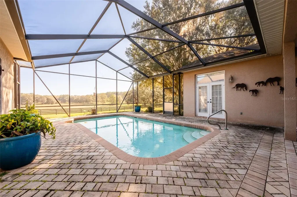 11715 NW 90th Avenue Reddick FL 32686