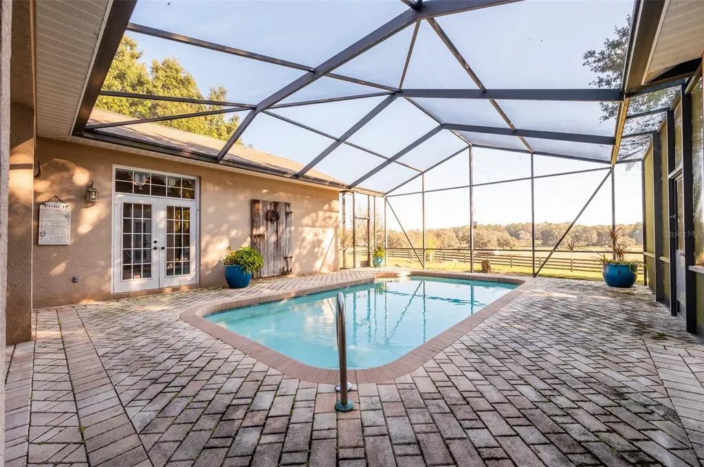 11715 NW 90th Avenue Reddick FL 32686