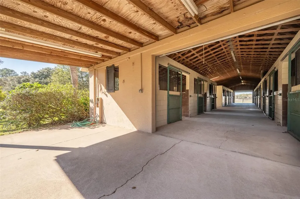 11715 NW 90th Avenue Reddick FL 32686