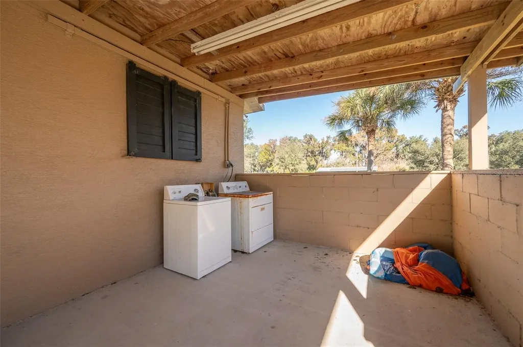 11715 NW 90th Avenue Reddick FL 32686
