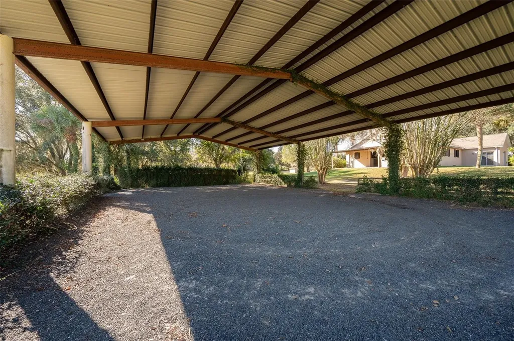 11715 NW 90th Avenue Reddick FL 32686