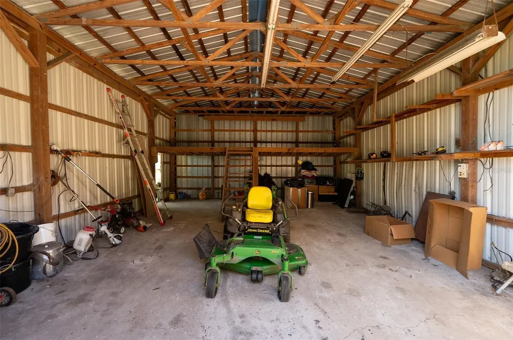 11715 NW 90th Avenue Reddick FL 32686