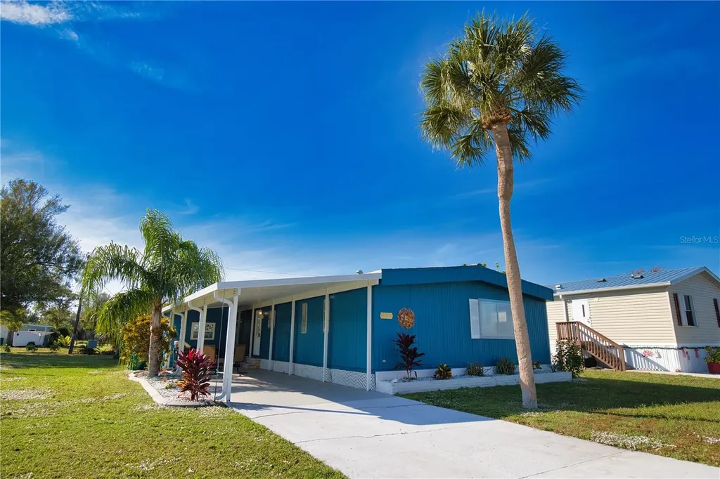 8207 Archie Street Englewood FL 34224