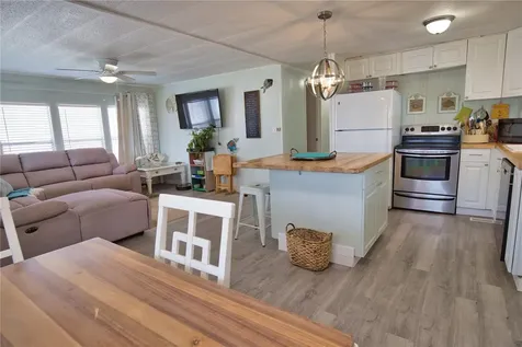 8207 Archie Street Englewood FL 34224