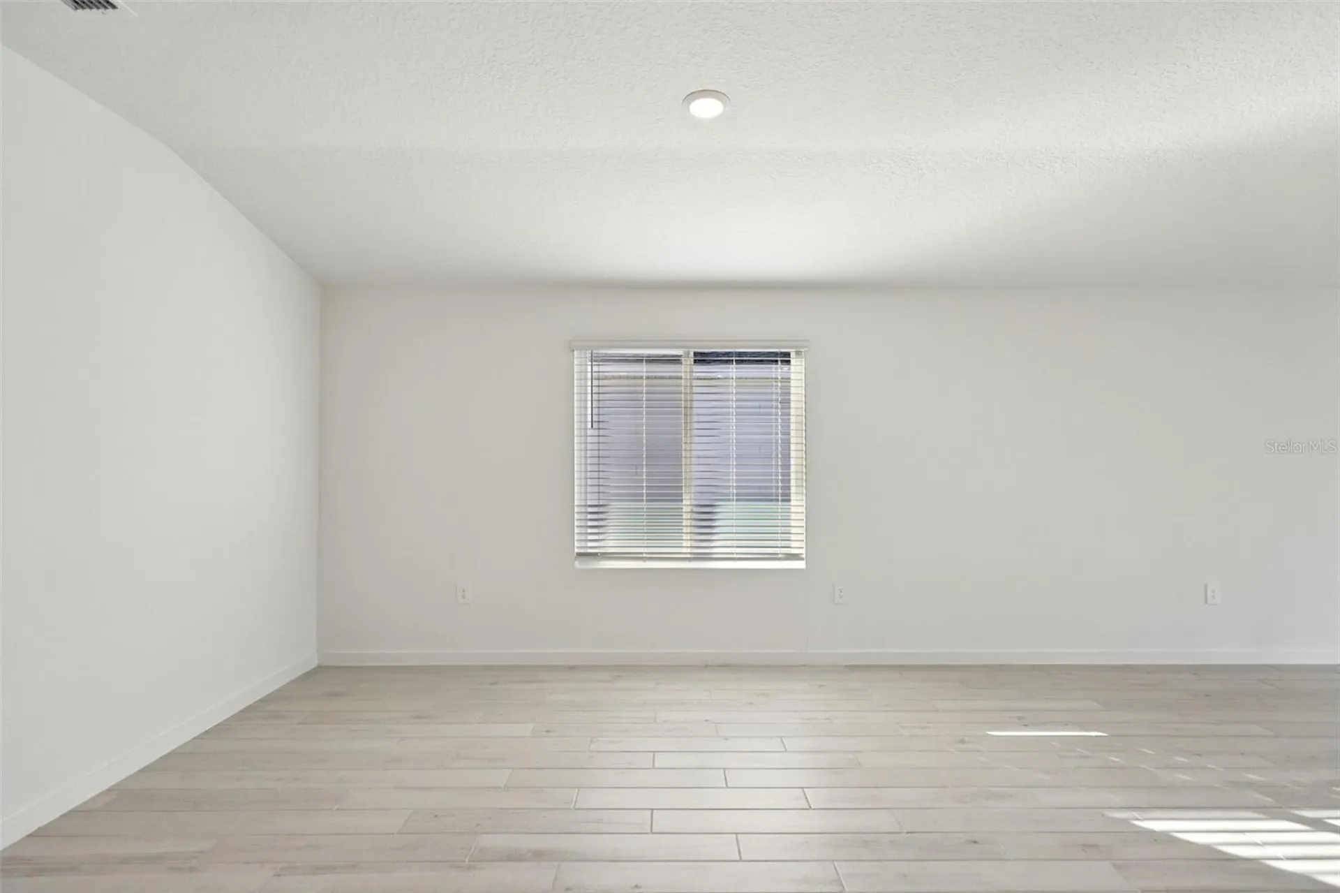 60 Ararat Drive Palm Coast FL 32137