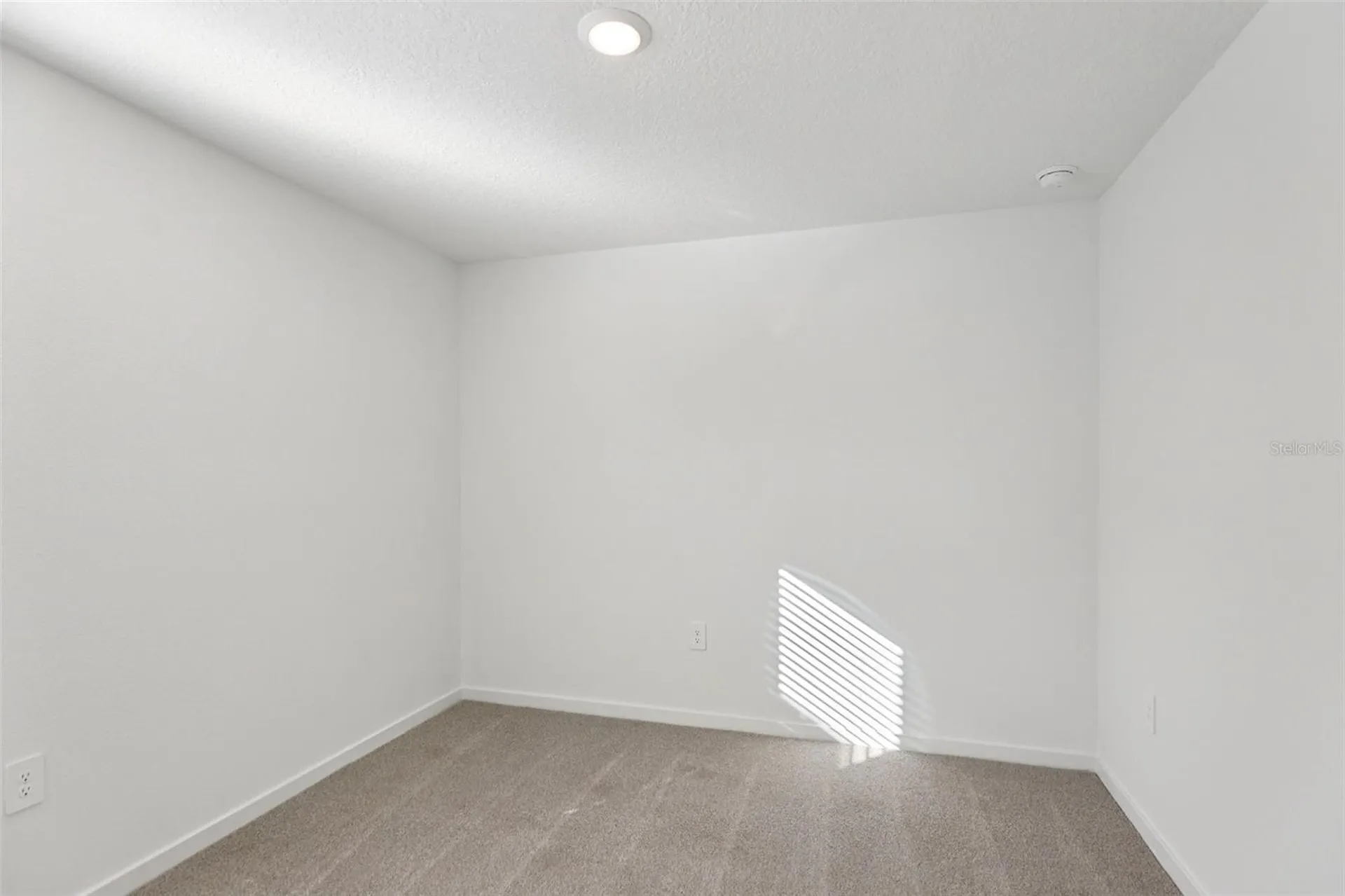 60 Ararat Drive Palm Coast FL 32137