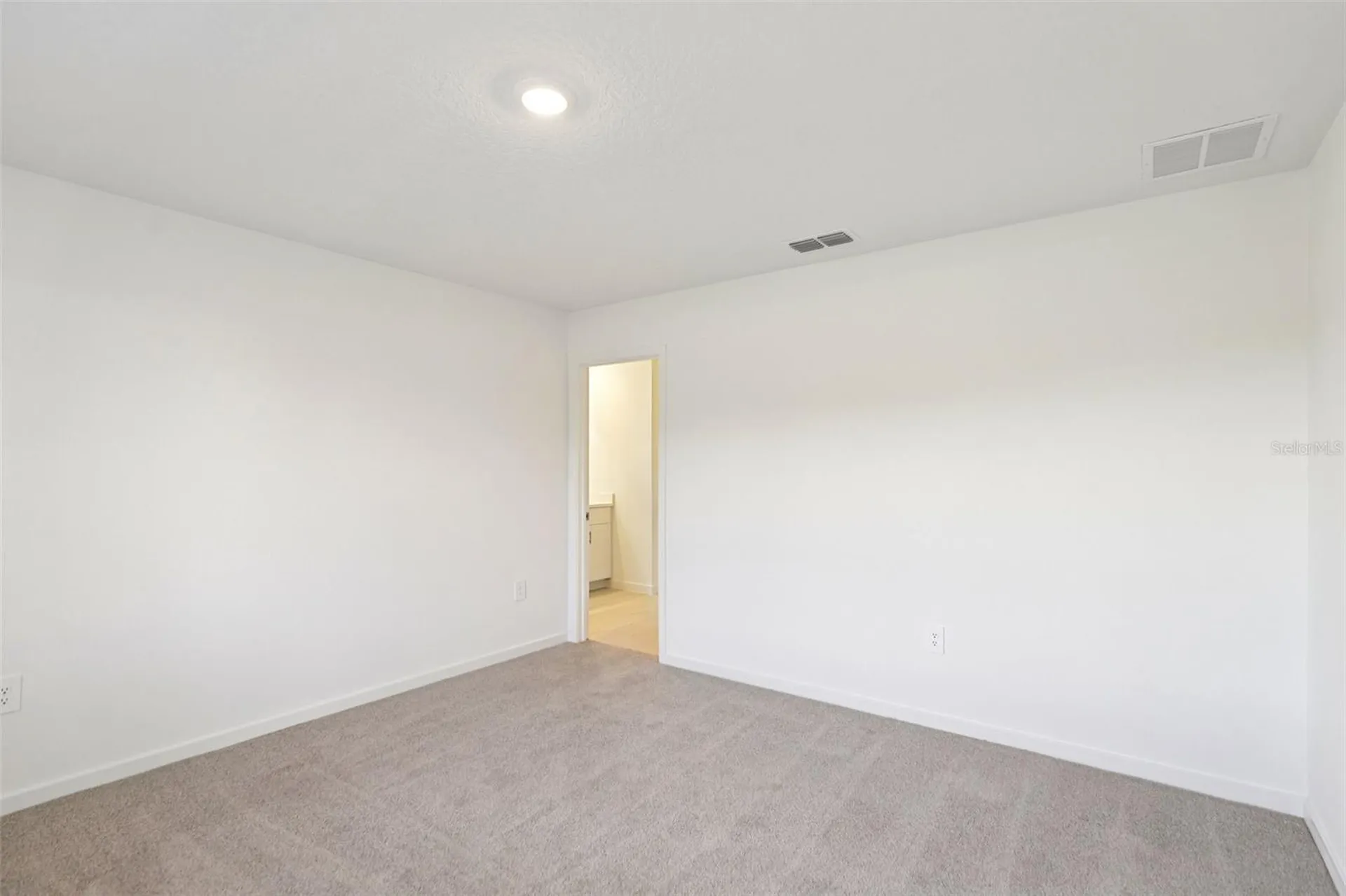 60 Ararat Drive Palm Coast FL 32137