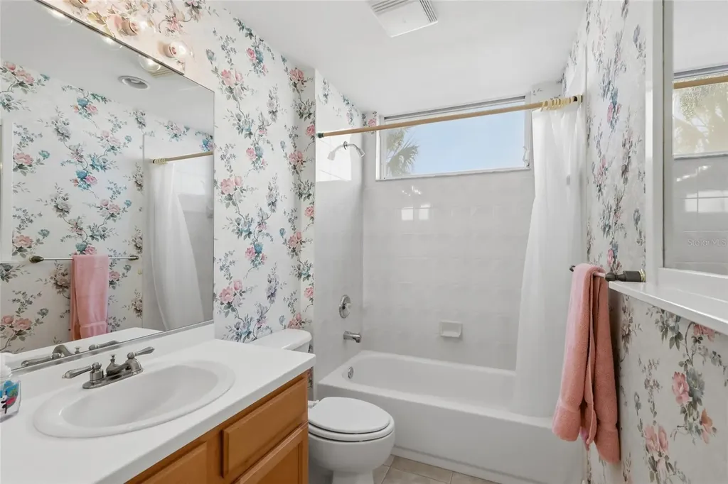 8422 Wethersfield Run Lakewood Ranch FL 34202