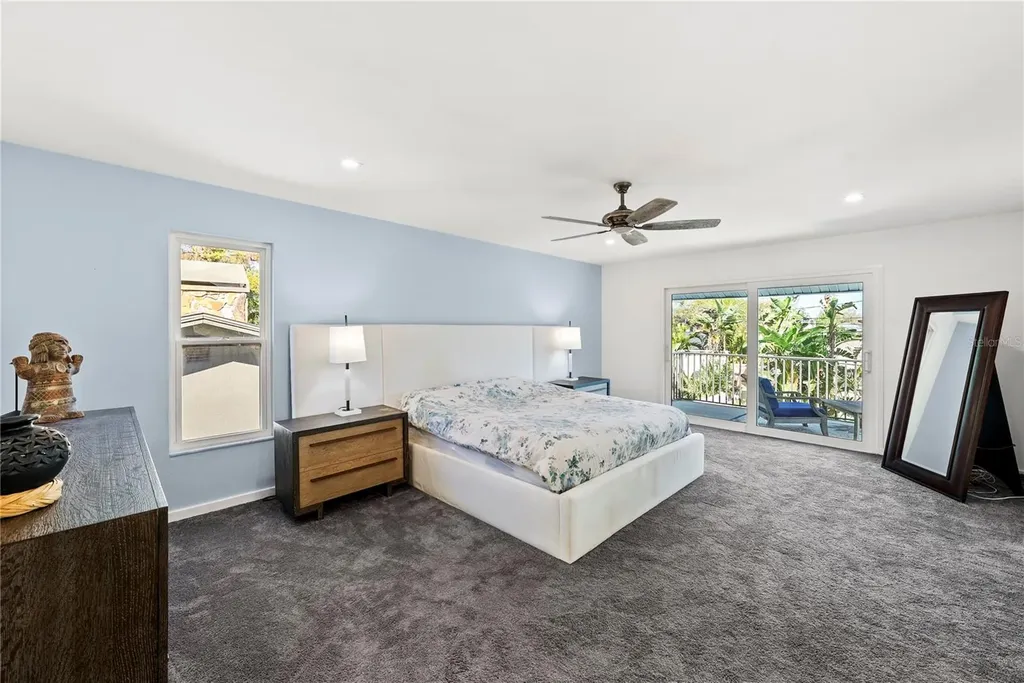 935 42nd Avenue N St Petersburg FL 33703