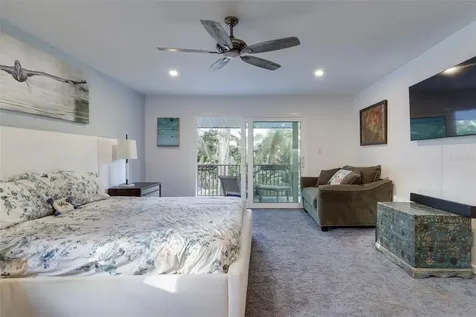 935 42nd Avenue N St Petersburg FL 33703