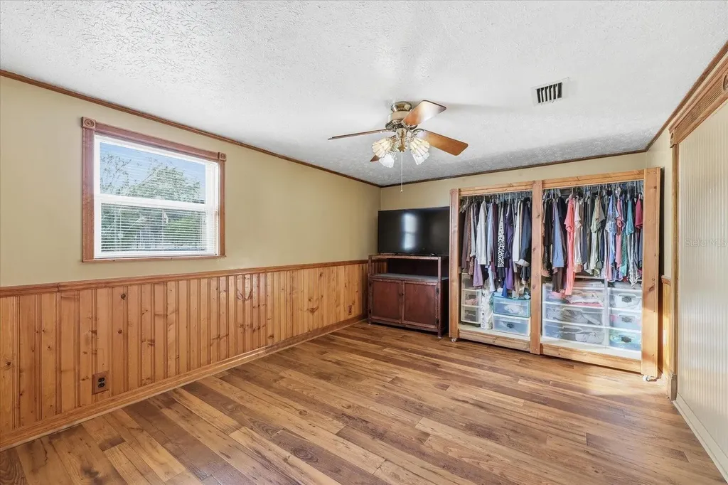 12031 E Old Hillsborough Avenue Seffner FL 33584