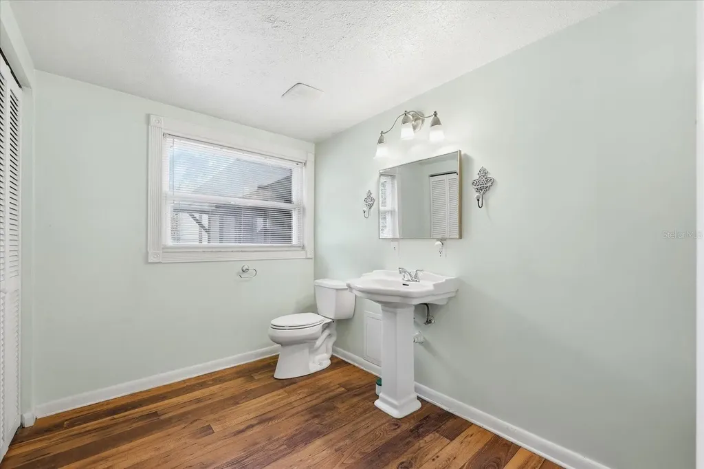 12031 E Old Hillsborough Avenue Seffner FL 33584