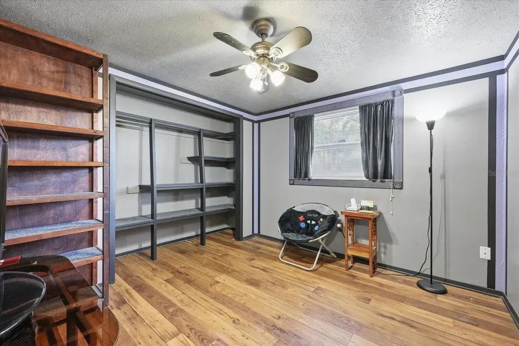 12031 E Old Hillsborough Avenue Seffner FL 33584