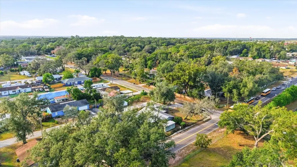 12031 E Old Hillsborough Avenue Seffner FL 33584