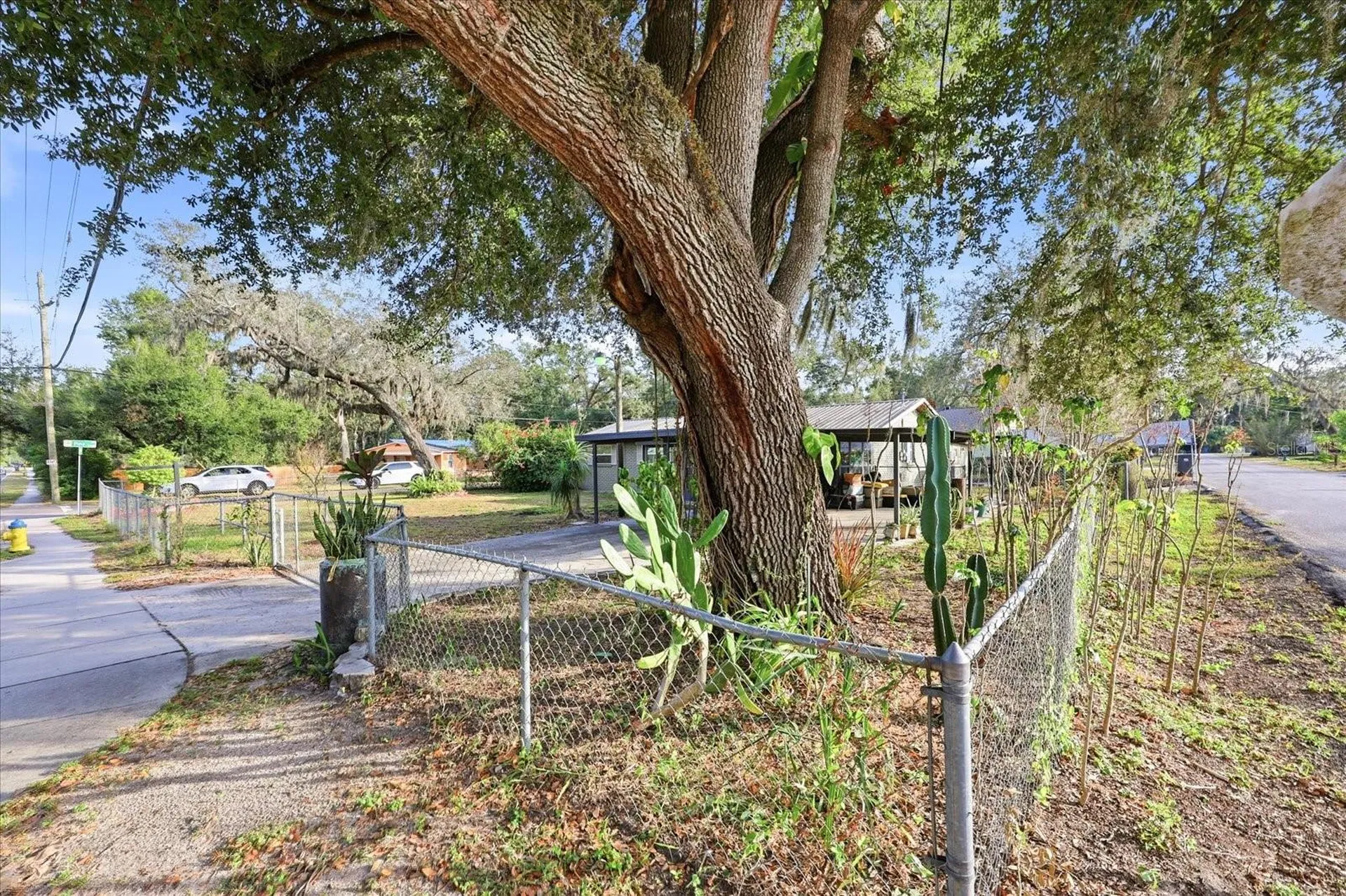 12031 E Old Hillsborough Avenue Seffner FL 33584