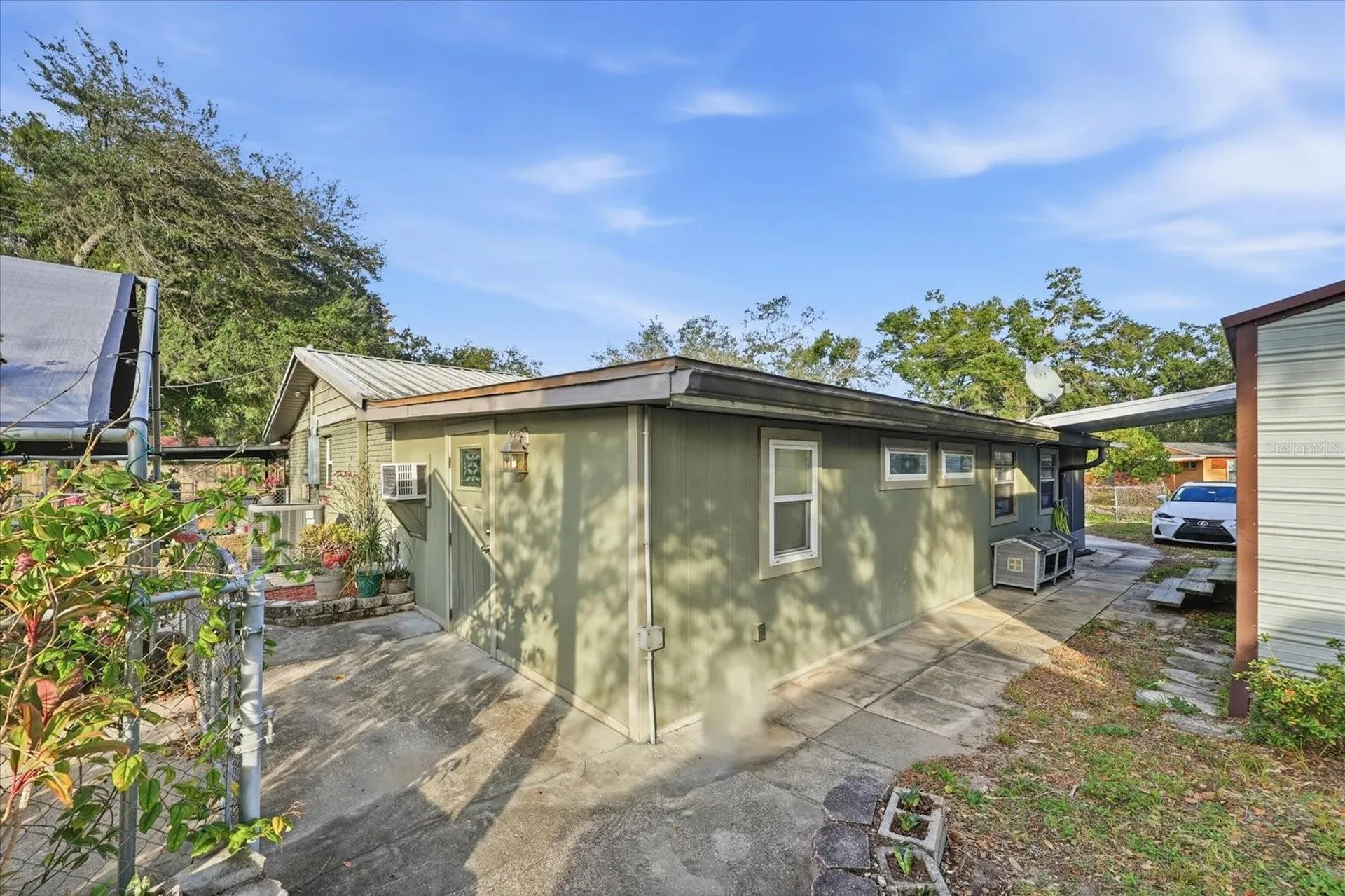 12031 E Old Hillsborough Avenue Seffner FL 33584