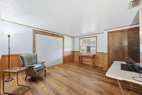 12031 E Old Hillsborough Avenue Seffner FL 33584