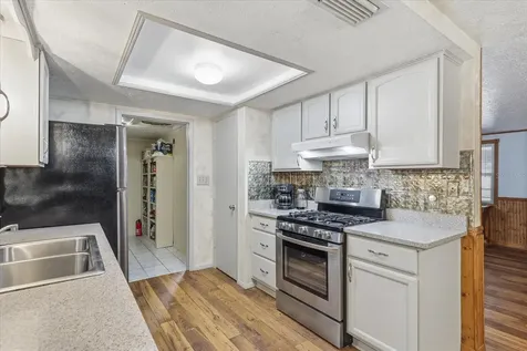 12031 E Old Hillsborough Avenue Seffner FL 33584