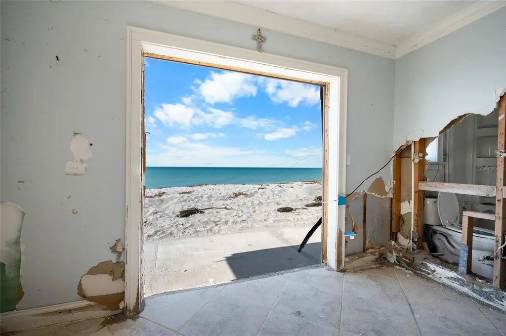 3030 N Beach Road Englewood FL 34223