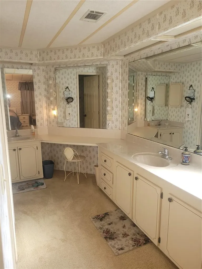 3027 Galaxy Lane Lakeland FL 33801